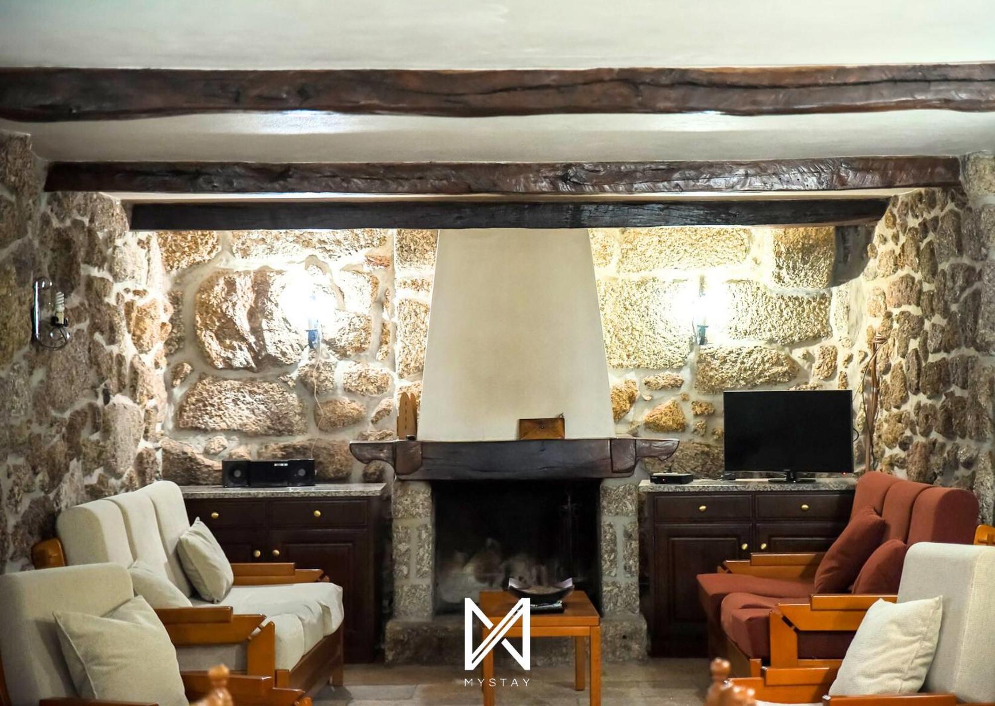 Mystay - Quinta Dos Vieiras Mosteiro  Exterior photo